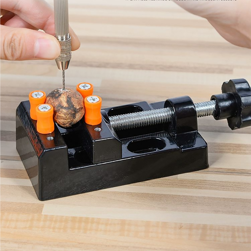 Wytrzymały mini imadło stołowe – Bench Vise Swivel recenzja i cena